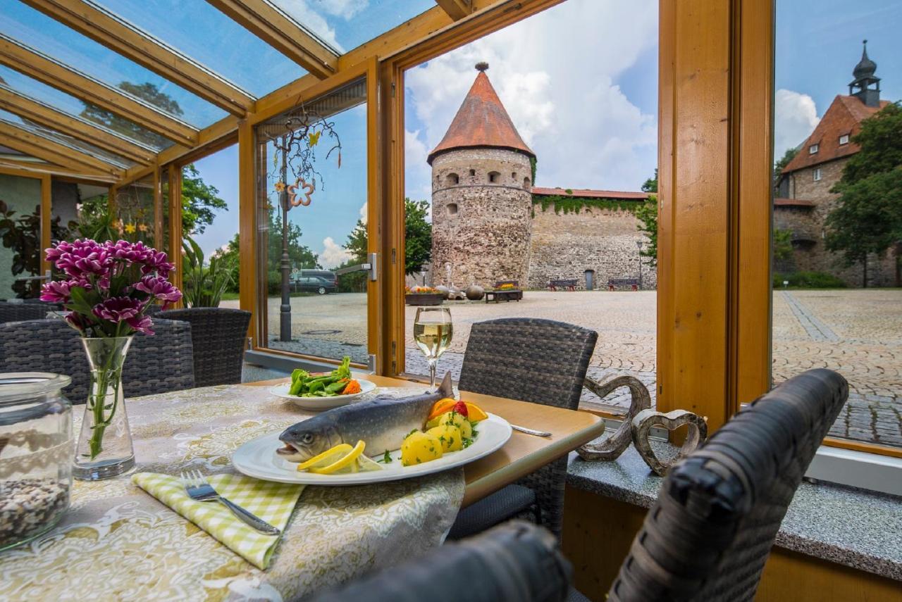 Gasthof Zur Burg Hohenberg an der Eger Exterior foto